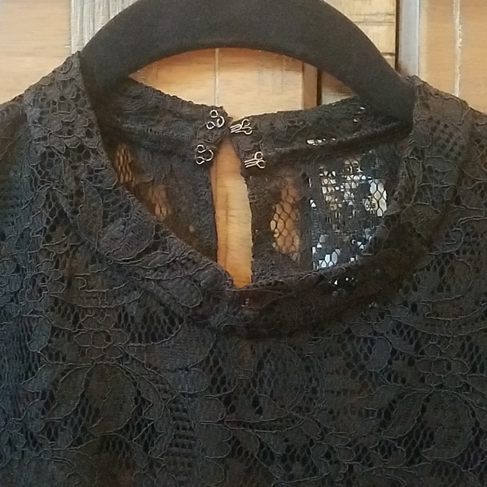 Express Top - Picture 3 of 6